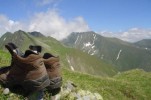 Moldovanu a Karlovi boty (škoda, že fotky ještě neumějí vonět). - 