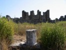 Aspendos-bazilika a bouleuterion (poradní síň helénských a římských měst) - 